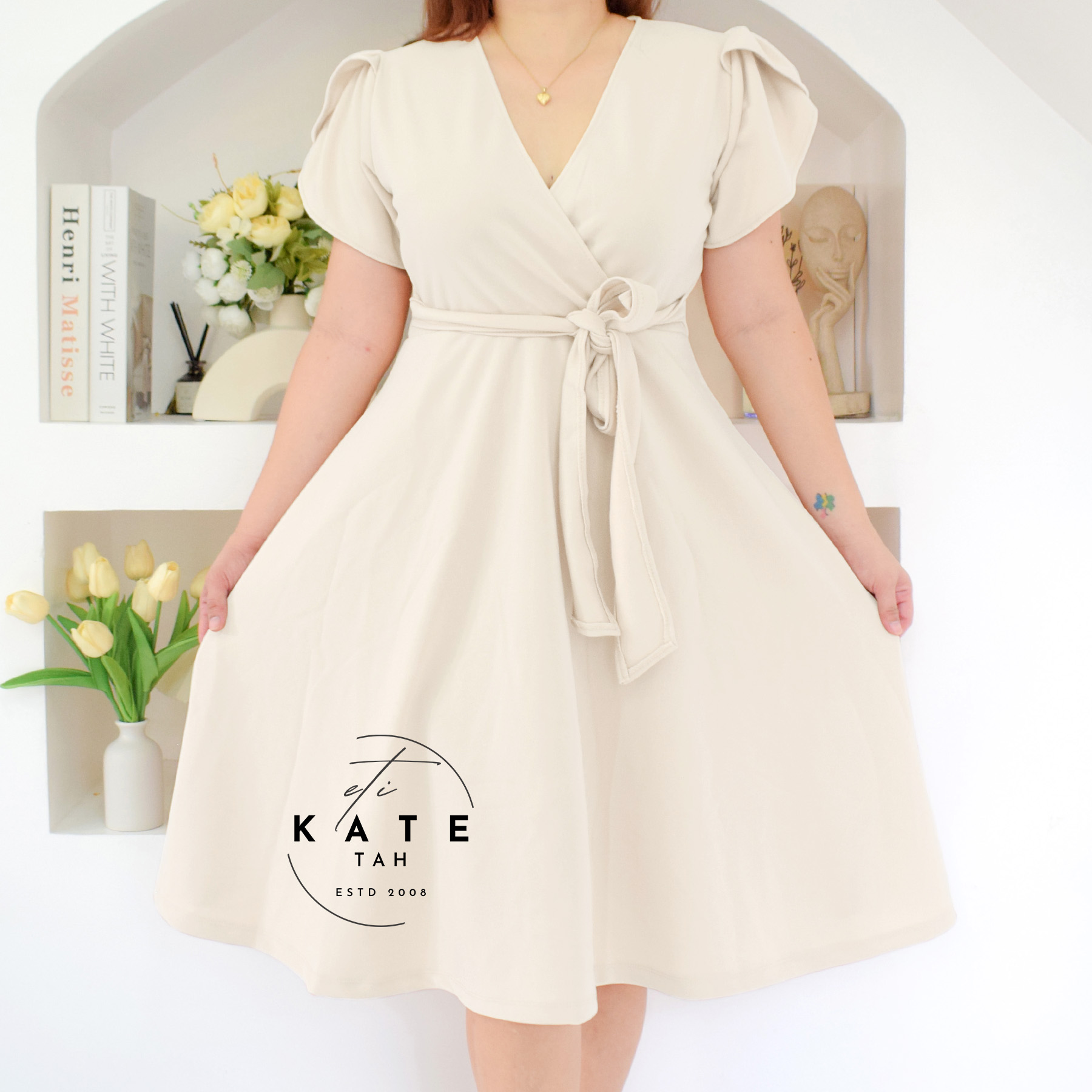 anikka new off white.jpg